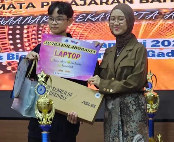 Lombok Post - Dimas, Siswa SMPN 15 Mataram Juara Nasional Olimpiade Sains di UGM